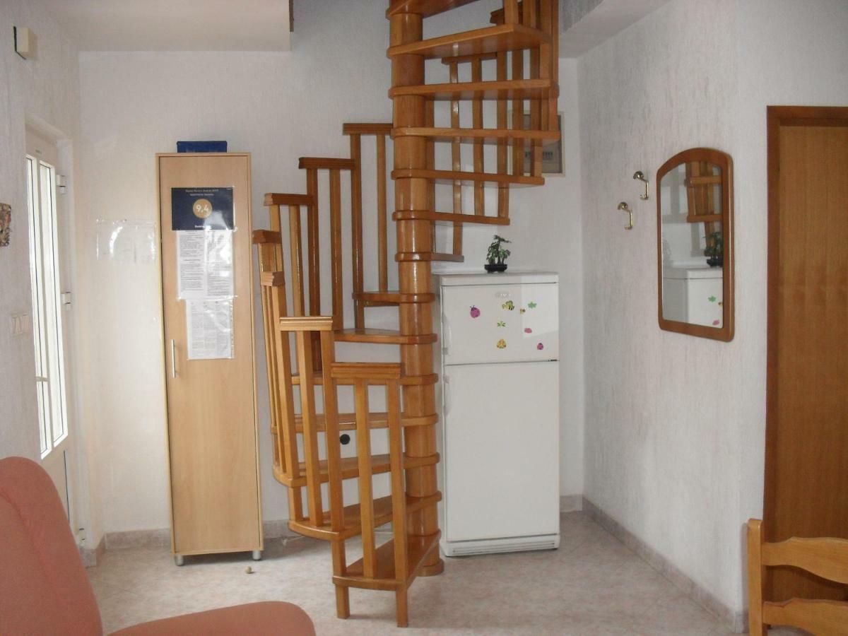 Apartments Desanka ロパール エクステリア 写真